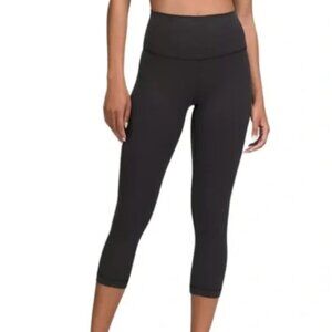 🍋Lululemon🍋 Black capri Legging yoga gym mesh pants reflective excellent Sz 4